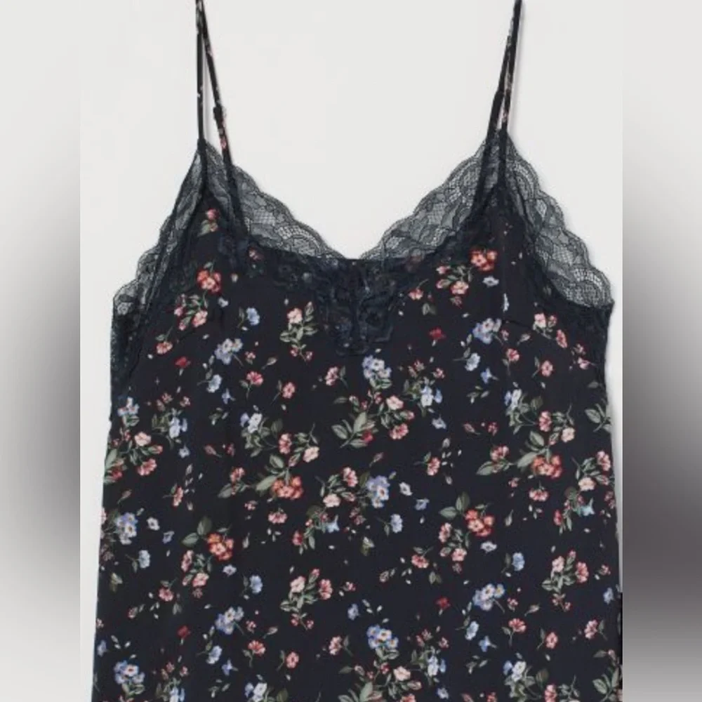 Black H&M pajama top - Picture 4 of 9